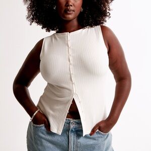 Abercrombie and Fitch wide rib slash ottoman Button Front top